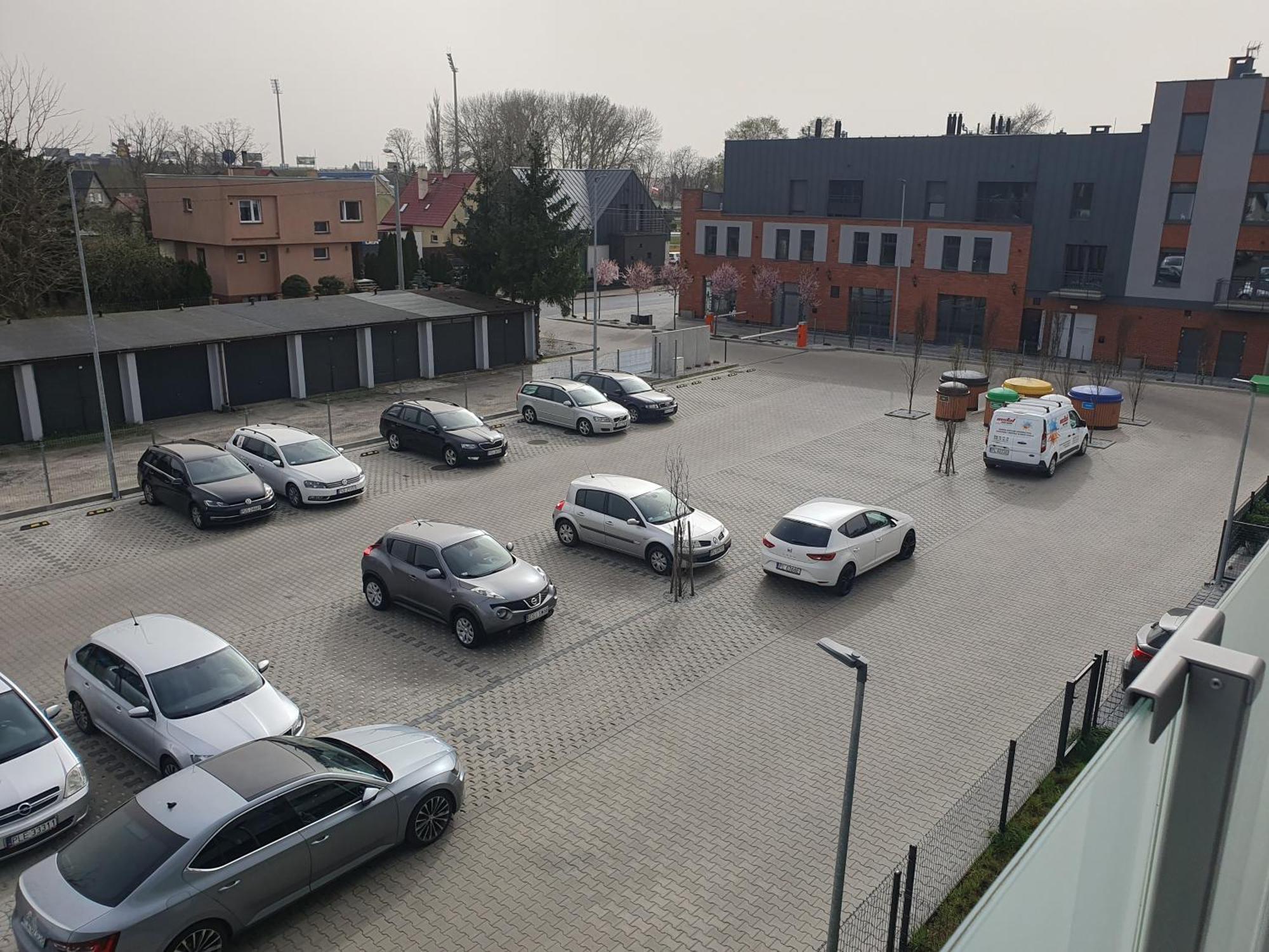 Number 2 Nova Wozownia Free Parking
